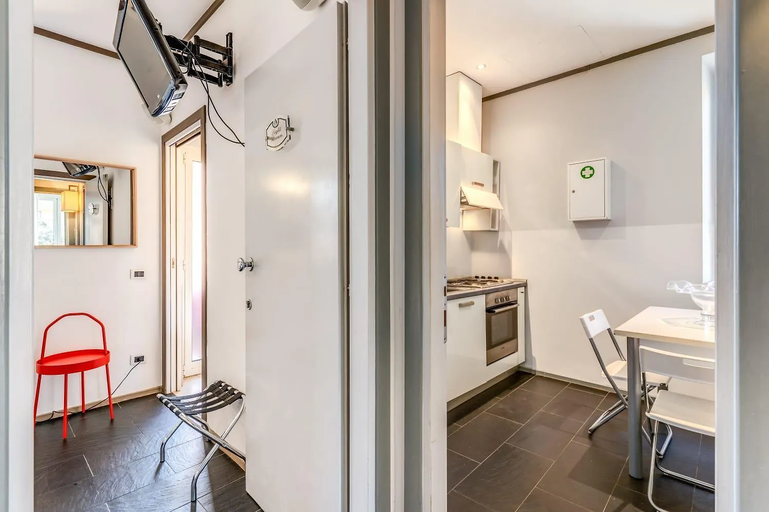 Saint Peter Apartment - Station Roma
