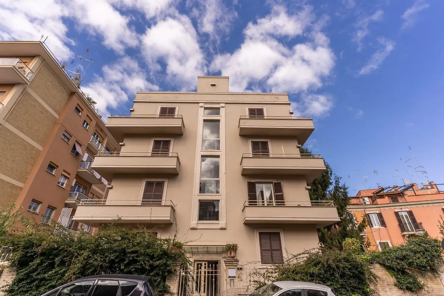 Saint Peter Apartment - Station Roma