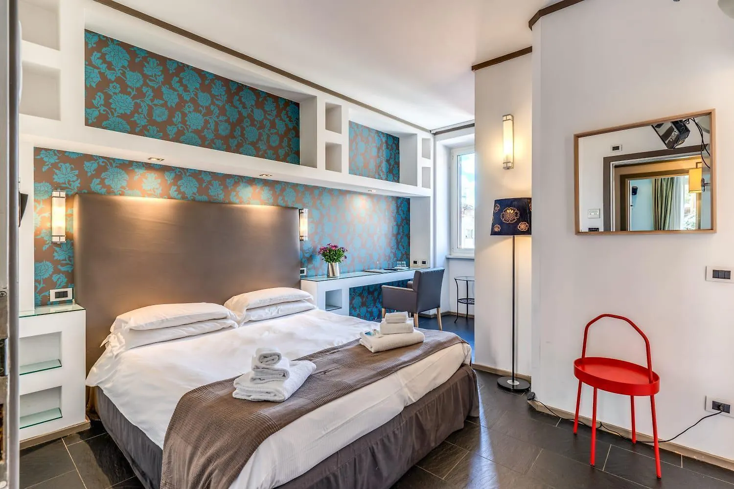 Saint Peter Apartment - Station Rome